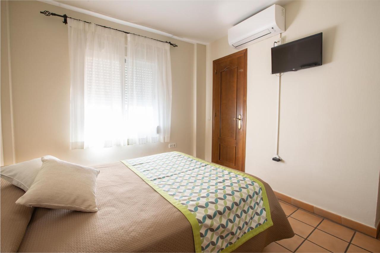 Hostal El Gallo Marbella Exterior photo