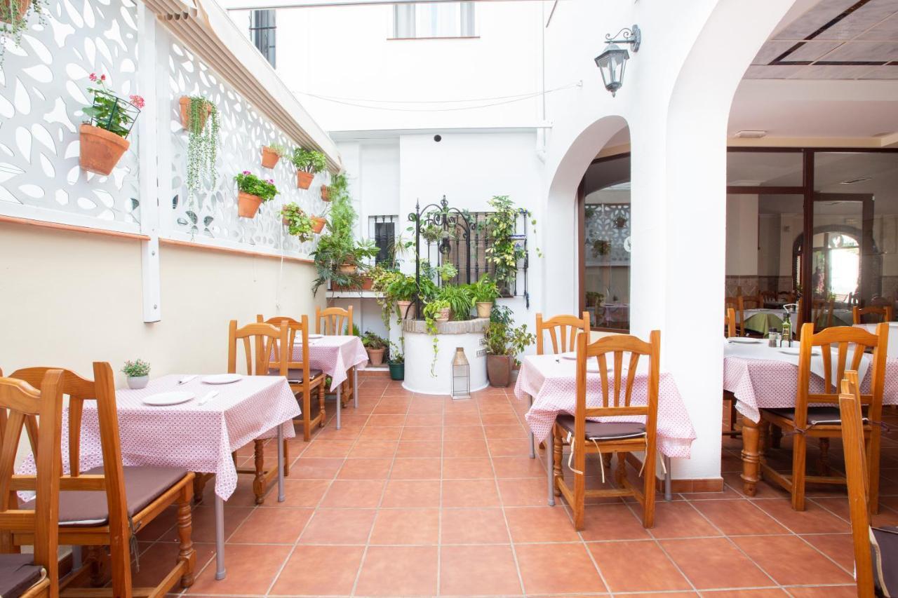 Hostal El Gallo Marbella Exterior photo
